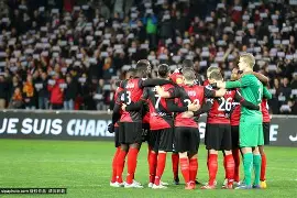 yy易游体育官网-17赛季法甲摩纳哥对巴黎