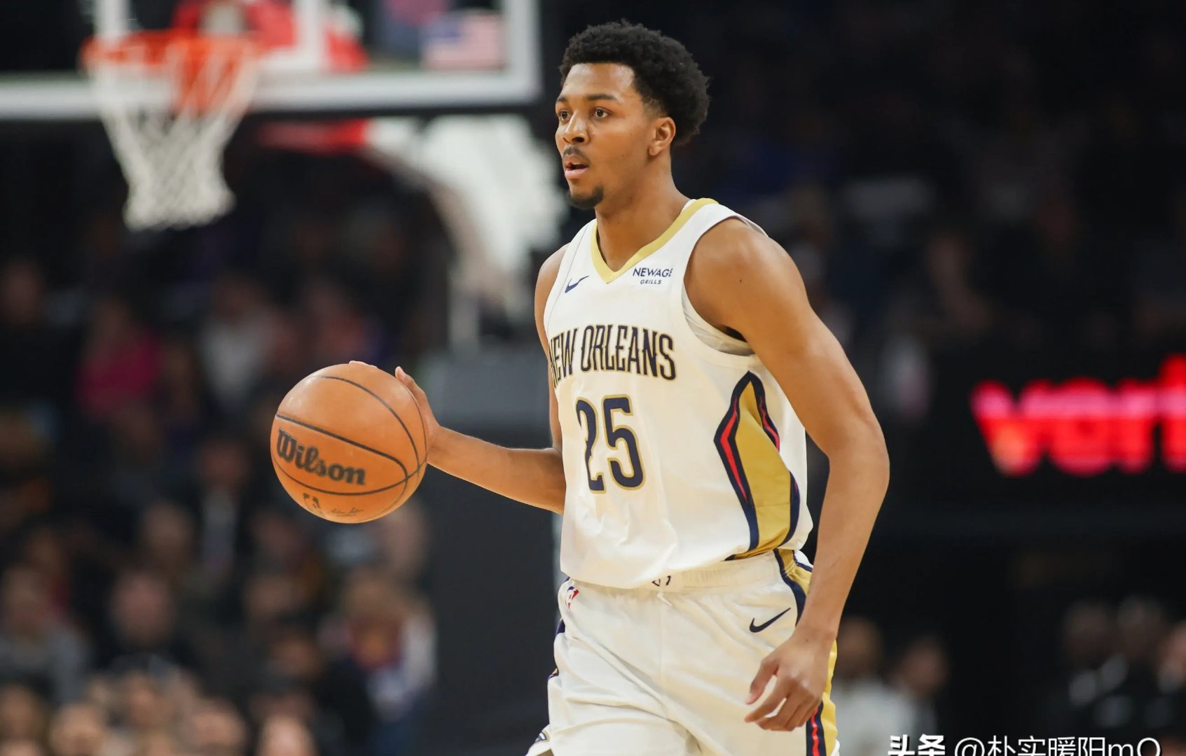 易游yy体育官网-窗口期洛杉矶湖人调整名单以备葡超，防线松动环节打磨，压力陡增，团队化学反应显著