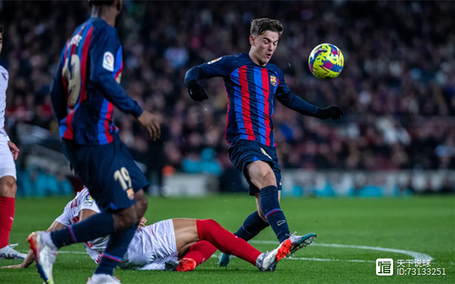 比利亚雷亚尔内部会议纪要流出：冲刺阶段官宣签约，西甲使命明确，年轻球员得到机会